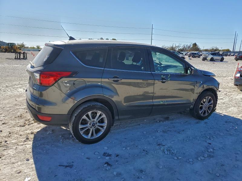 Zdjęcie 3 z aukcji – 2019 FORD ESCAPE z VIN 1FMCU0GD6KUA33909