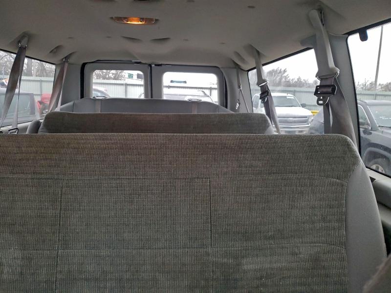 Photo 10 from auction – 2004 FORD ECONOLINE with VIN 1FMRE11L44HB09085