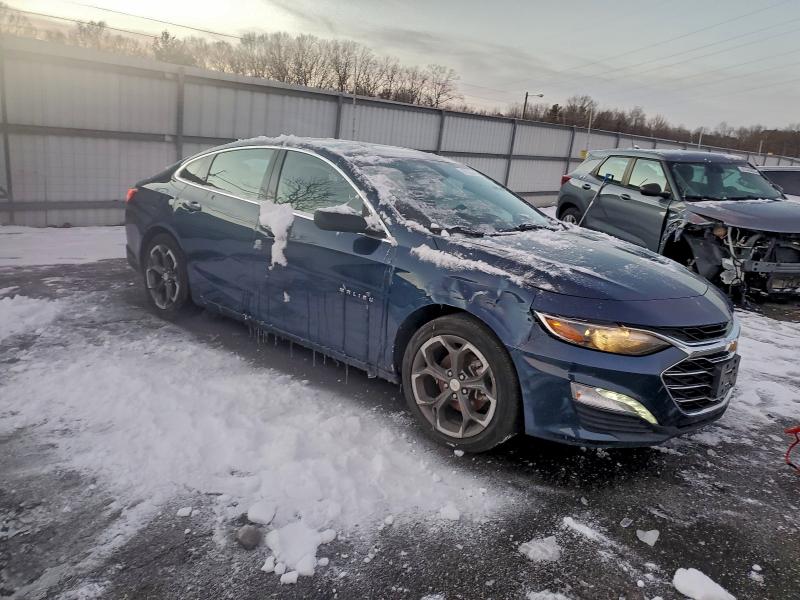Photo 4 from auction – 2022 CHEVROLET MALIBU LT with VIN 1G1ZD5ST2NF162211