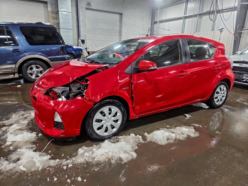 TOYOTA PRIUS C 2013 with VIN JTDKDTB34D1041091 - Photo from auction