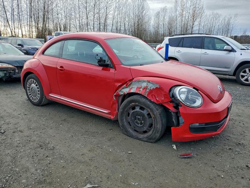 Photo 4 from auction – 2014 VOLKSWAGEN BEETLE with VIN 3VWJX7AT5EM611645