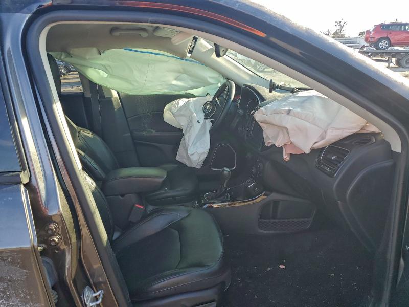 Photo 7 from auction – 2018 JEEP COMPASS LI with VIN 3C4NJCCB8JT351275