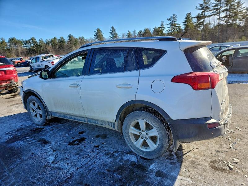 Photo 2 from auction – 2014 TOYOTA RAV4 XLE with VIN JTMRFREV7ED093078