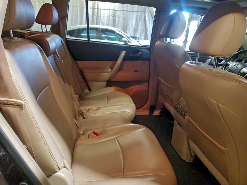 Zdjęcie 11 z aukcji – 2013 TOYOTA HIGHLANDER z VIN 5TDBK3EH7DS192961