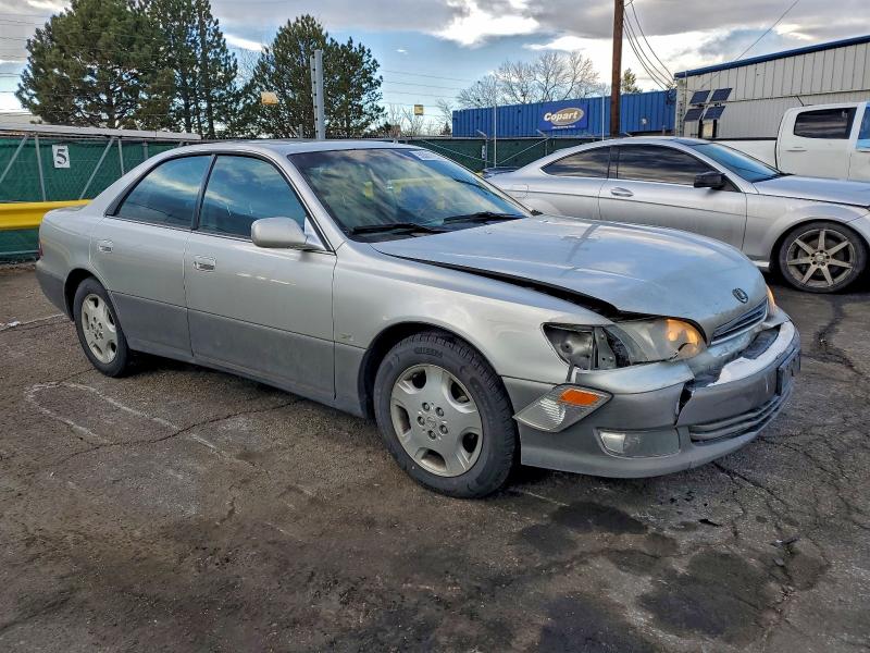 Photo 4 from auction – 2000 LEXUS ES 300 with VIN JT8BF28G5Y5096614