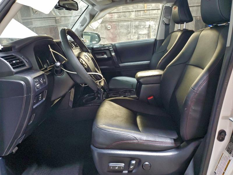 Photo 7 from auction – 2020 TOYOTA 4RUNNER SR with VIN JTEBU5JR0L5752291