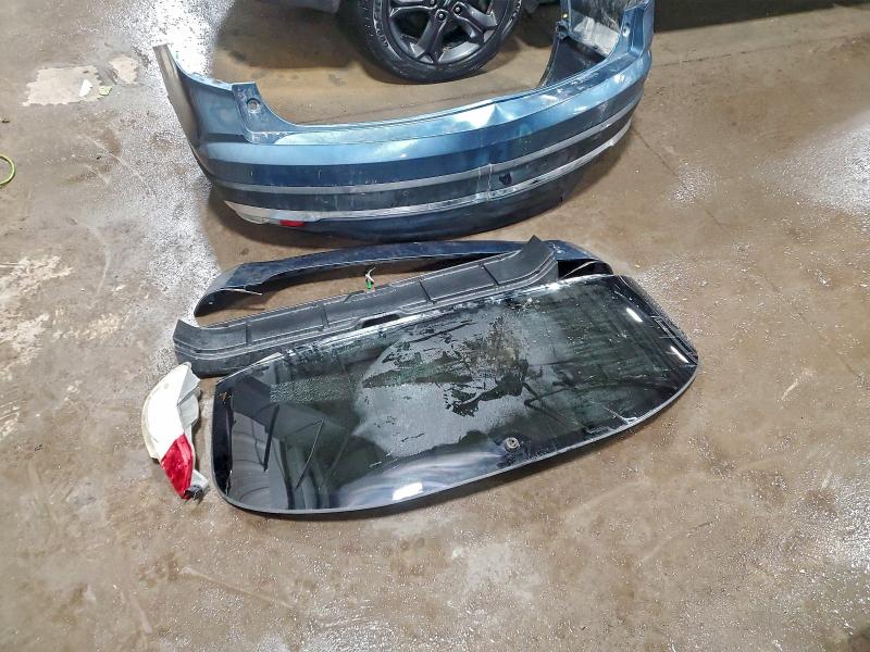 Photo 13 from auction – 2016 HONDA PILOT ELIT with VIN 5FNYF6H09GB070276