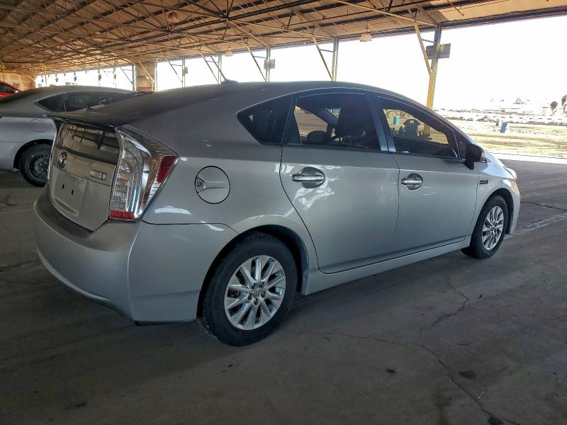 Photo 3 from auction – 2015 TOYOTA PRIUS PLUG with VIN JTDKN3DP5F3072581