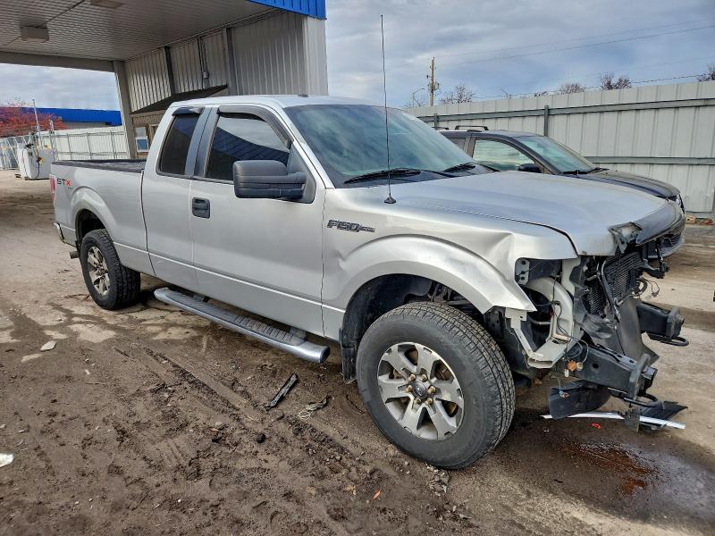 Photo 4 from auction – 2012 FORD F150 SUPER with VIN 1FTFX1EF5CFB40992