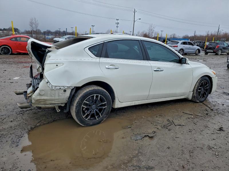 Photo 3 from auction – 2015 NISSAN ALTIMA 2.5 with VIN 1N4AL3AP8FC270633