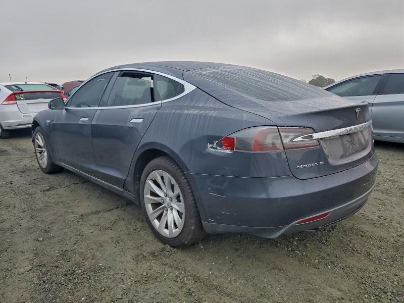 Photo 2 from auction – 2016 TESLA MODEL S with VIN 5YJSA1E28GF133820