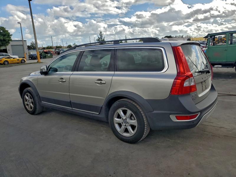 Photo 2 from auction – 2012 VOLVO XC70 3.2 with VIN YV4952BLXC1144176