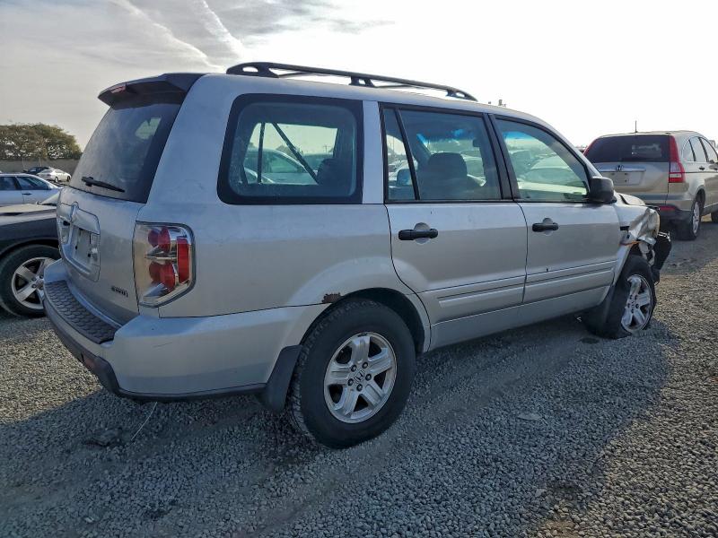 Photo 3 from auction – 2006 HONDA PILOT LX with VIN 5FNYF18146B014479