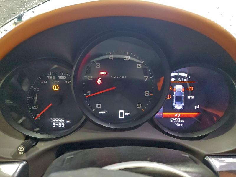 Photo 9 from auction – 2014 PORSCHE BOXSTER with VIN WP0CA2A8XEK120605