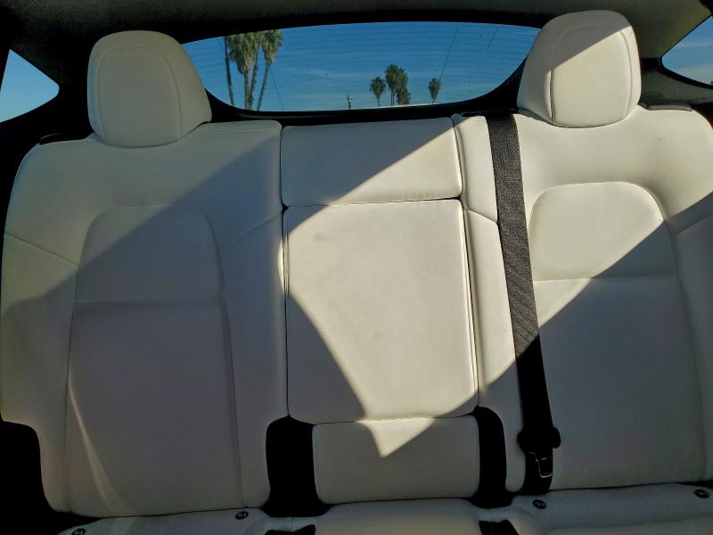 Photo 10 from auction – 2021 TESLA MODEL Y with VIN 5YJYGDEE6MF162006