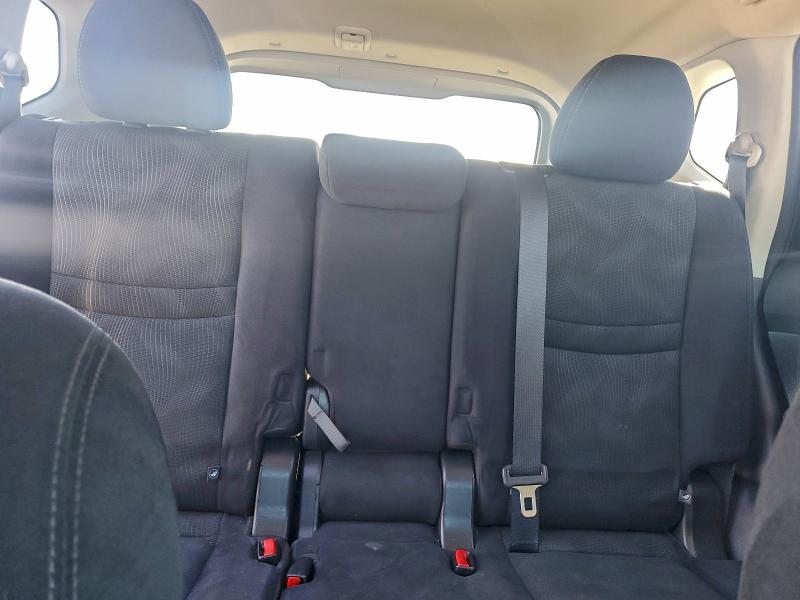 Photo 10 from auction – 2016 NISSAN ROGUE S with VIN 5N1AT2MT8GC738404
