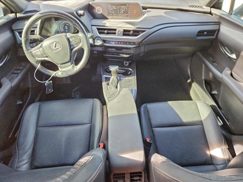Photo 8 from auction – 2019 LEXUS UX 250H with VIN JTHU9JBH0K2013627