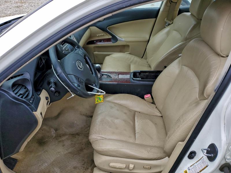 Photo 7 from auction – 2006 LEXUS IS 250 with VIN JTHCK262765005105