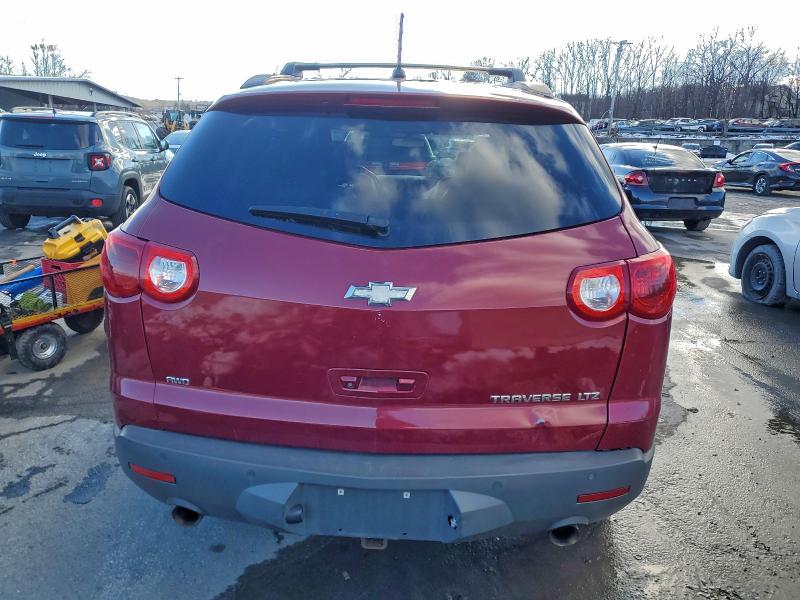 Photo 6 from auction – 2011 CHEVROLET TRAVERSE L with VIN 1GNKVLED6BJ209075