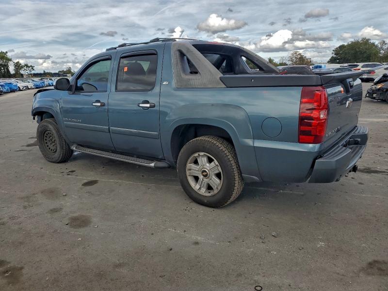 Photo 2 from auction – 2008 CHEVROLET AVALANCHE with VIN 3GNFK12388G231356