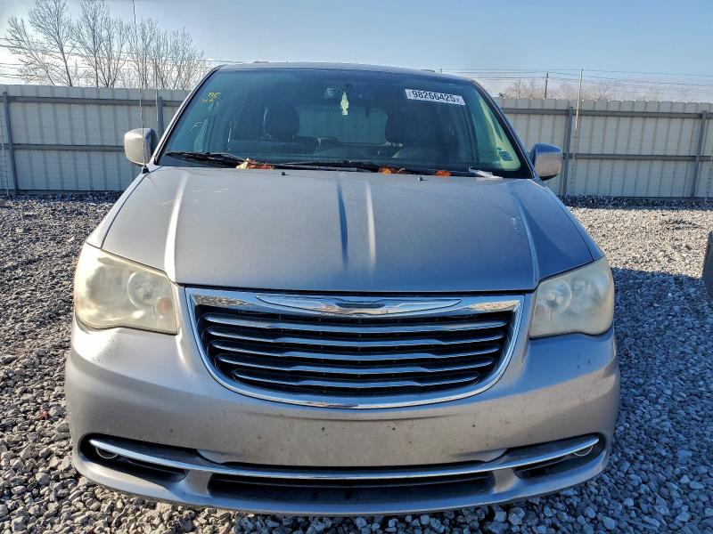 Photo 5 from auction – 2014 CHRYSLER TOWN & COU with VIN 2C4RC1BG0ER373406
