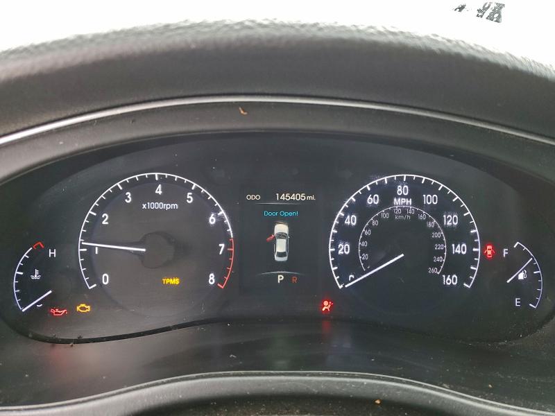 Photo 9 from auction – 2012 HYUNDAI GENESIS 4. with VIN KMHGC4DFXCU203286