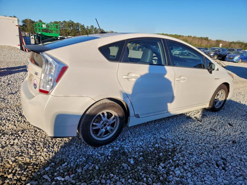 Photo 3 from auction – 2011 TOYOTA PRIUS with VIN JTDKN3DU6B0325652