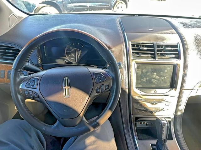 Photo 9 from auction – 2013 LINCOLN MKX with VIN 2LMDJ8JK0DBL38208