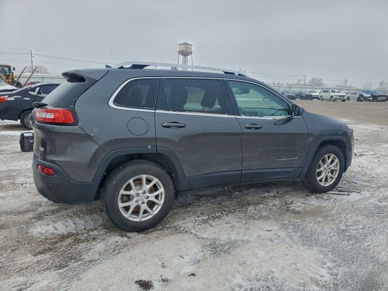 Photo 3 from auction – 2017 JEEP CHEROKEE L with VIN 1C4PJMCS4HW561956