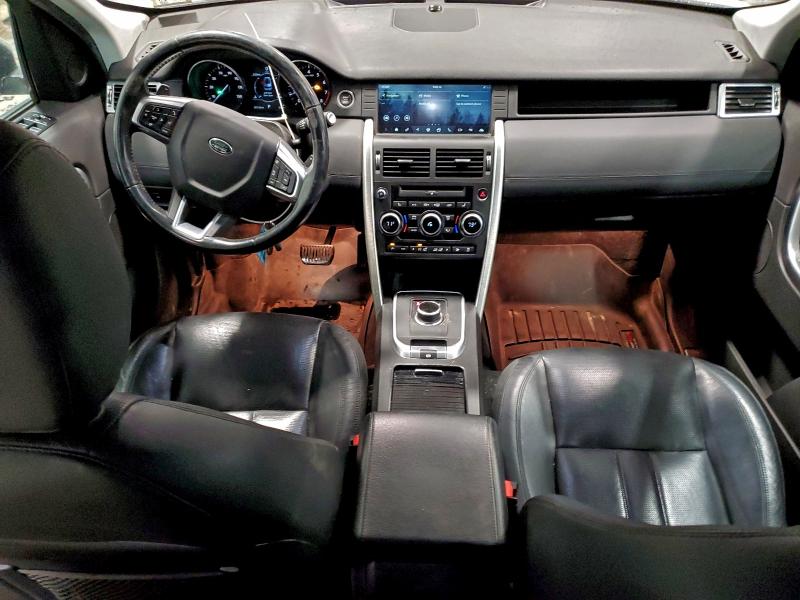 Photo 8 from auction – 2017 LAND ROVER DISCOVERY with VIN SALCR2BG3HH643165