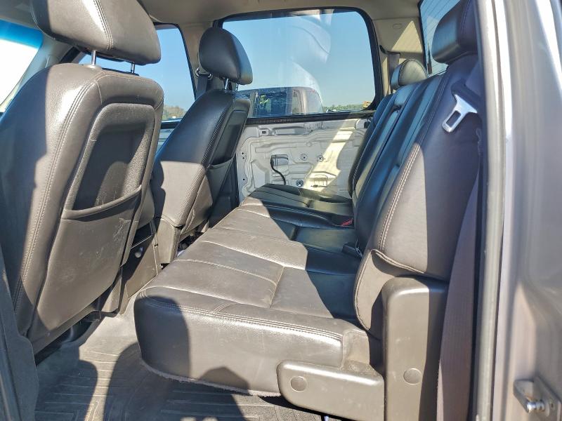 Photo 10 from auction – 2011 GMC SIERRA K25 with VIN 1GT120CG2BF140378