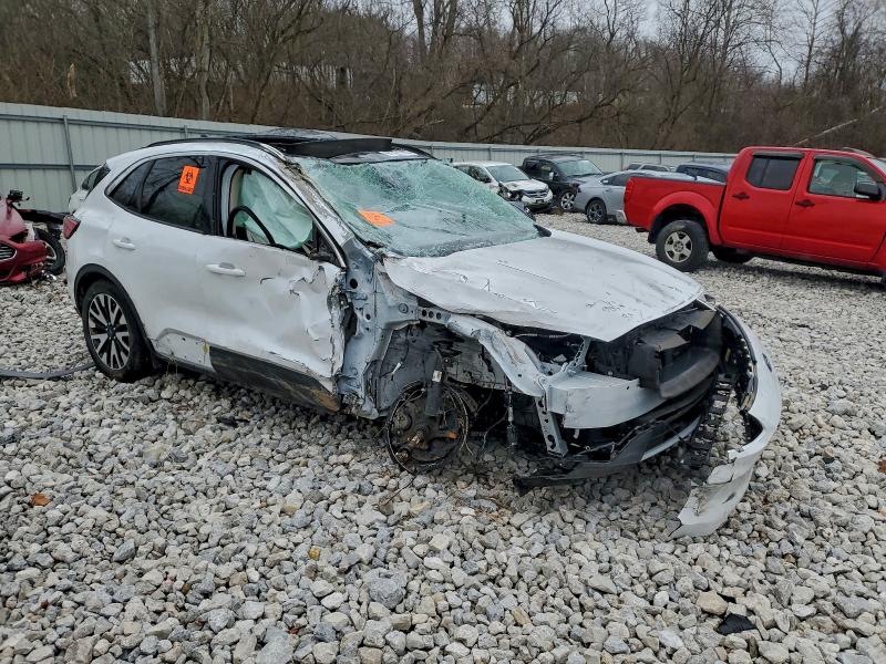 Photo 4 from auction – 2020 FORD ESCAPE SEL with VIN 1FMCU9H97LUA97540