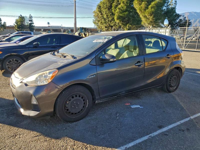 TOYOTA PRIUS C 2014 with VIN JTDKDTB38E1568486 - Photo from auction