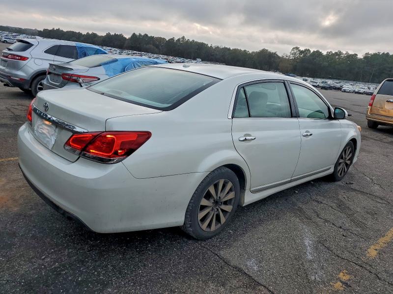 Photo 3 from auction – 2012 TOYOTA AVALON BAS with VIN 4T1BK3DB6CU443102