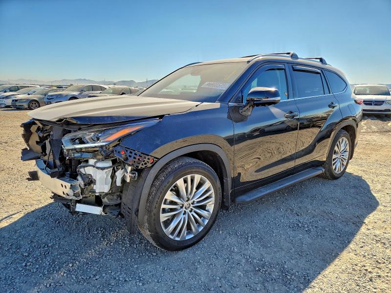 TOYOTA HIGHLANDER 2024 with VIN 5TDKDRBH0RS542083 - Photo from auction