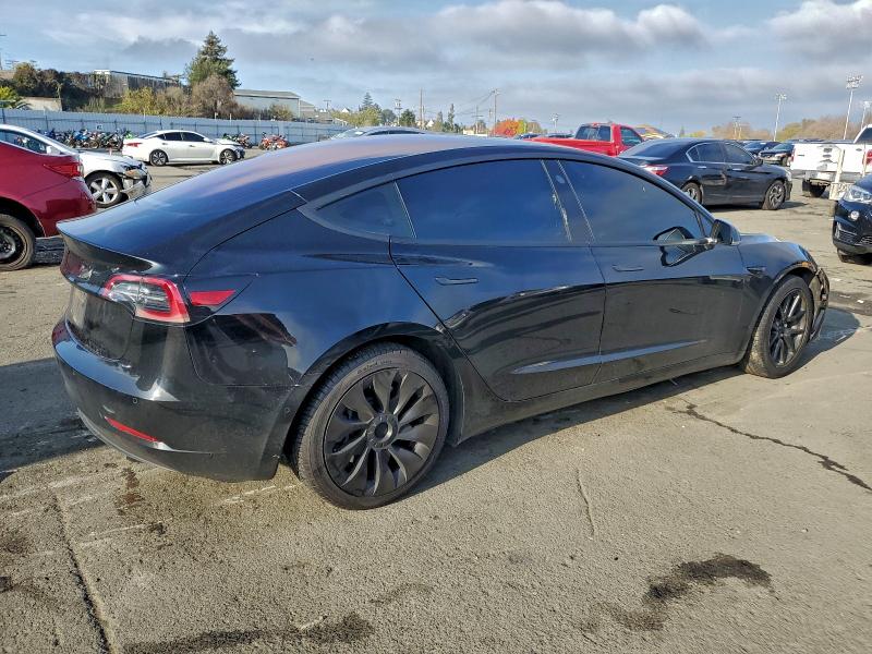 Photo 3 from auction – 2018 TESLA MODEL 3 with VIN 5YJ3E1EA8JF166498