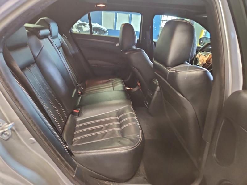 Photo 10 from auction – 2016 CHRYSLER 300 S with VIN 2C3CCAGGXGH321244