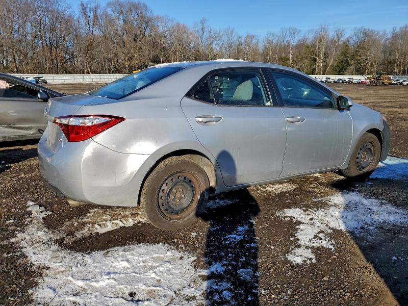Photo 3 from auction – 2016 TOYOTA COROLLA with VIN 2T1BURHEXGC510356