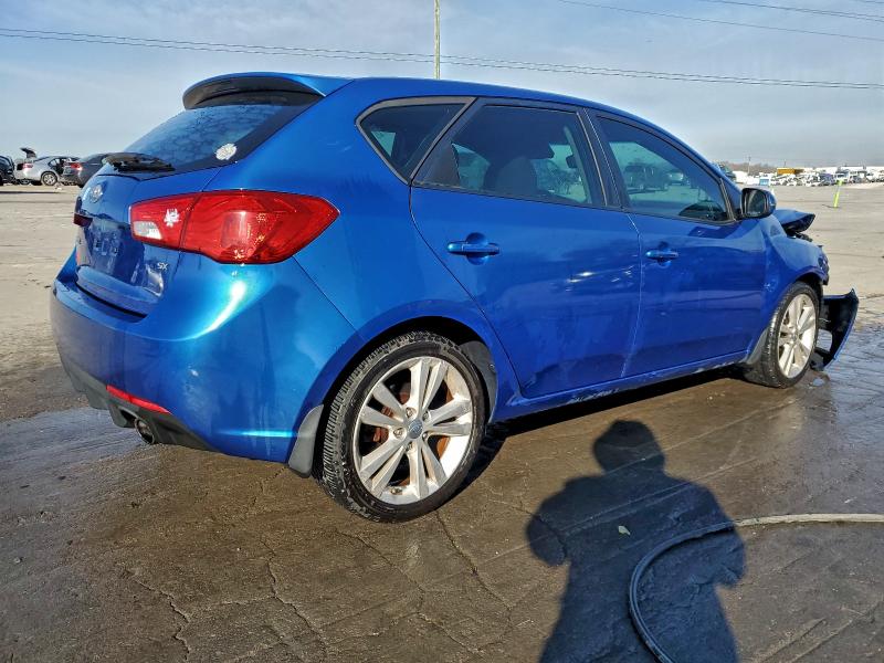 Photo 3 from auction – 2013 KIA FORTE SX with VIN KNAFW5A39D5727688