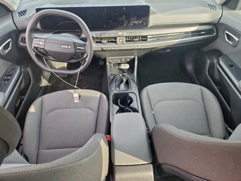 Photo 8 from auction – 2025 KIA K4 LX with VIN 3KPFT4DE9SE034849