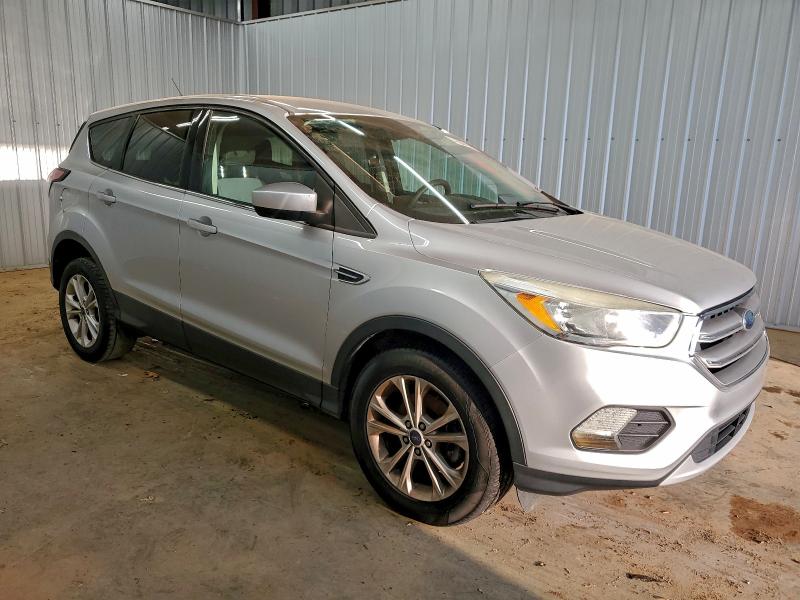 Photo 4 from auction – 2017 FORD ESCAPE SE with VIN 1FMCU0GD8HUD49062