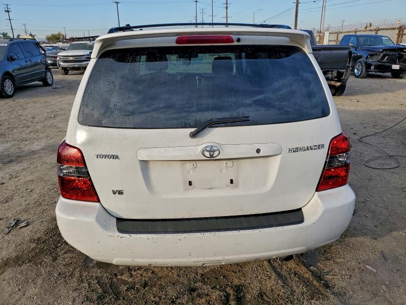 Photo 6 from auction – 2005 TOYOTA HIGHLANDER with VIN JTEDP21A450086819