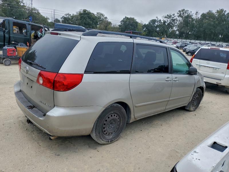 Photo 3 from auction – 2010 TOYOTA SIENNA CE with VIN 5TDKK4CCXAS331652