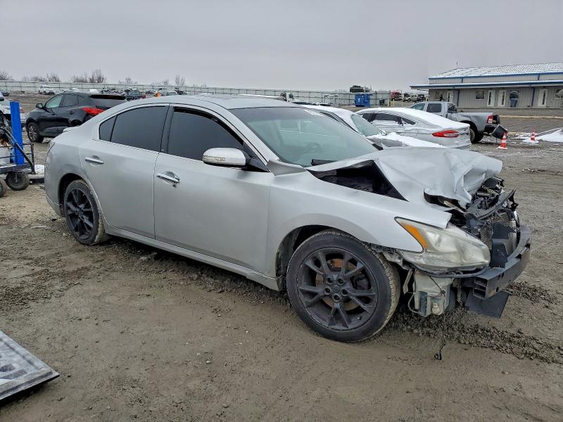 Photo 4 from auction – 2014 NISSAN MAXIMA S with VIN 1N4AA5AP6EC442125