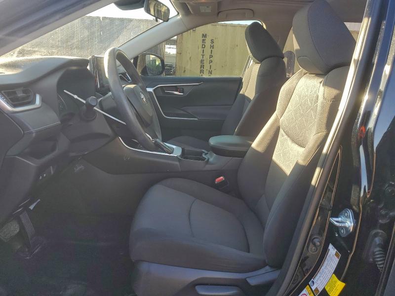 Photo 7 from auction – 2019 TOYOTA RAV4 XLE with VIN JTMW1RFV5KD511181