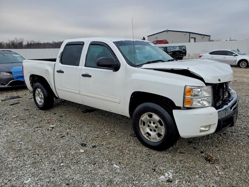 Zdjęcie 4 z aukcji – 2011 CHEVROLET SILVERADO z VIN 3GCPCSE09BG397510