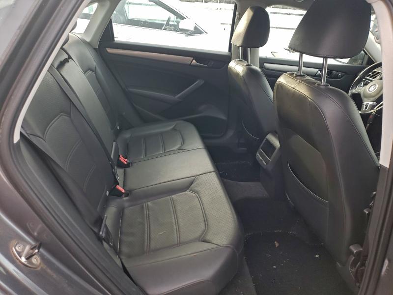 Photo 10 from auction – 2014 VOLKSWAGEN PASSAT S with VIN 1VWAT7A30EC025013