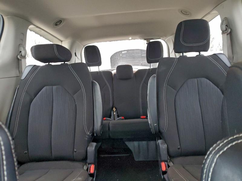 Photo 10 from auction – 2022 CHRYSLER VOYAGER with VIN 2C4RC1CG9NR144219