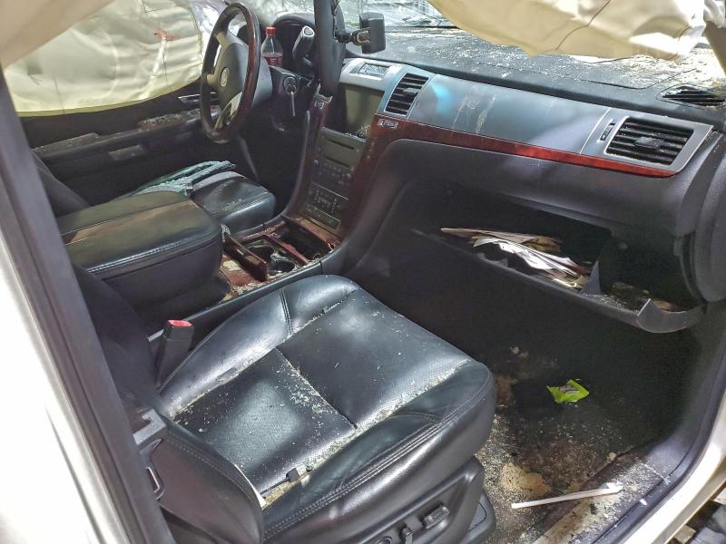 Photo 8 from auction – 2008 CADILLAC ESCALADE L with VIN 1GYFK63838R268177