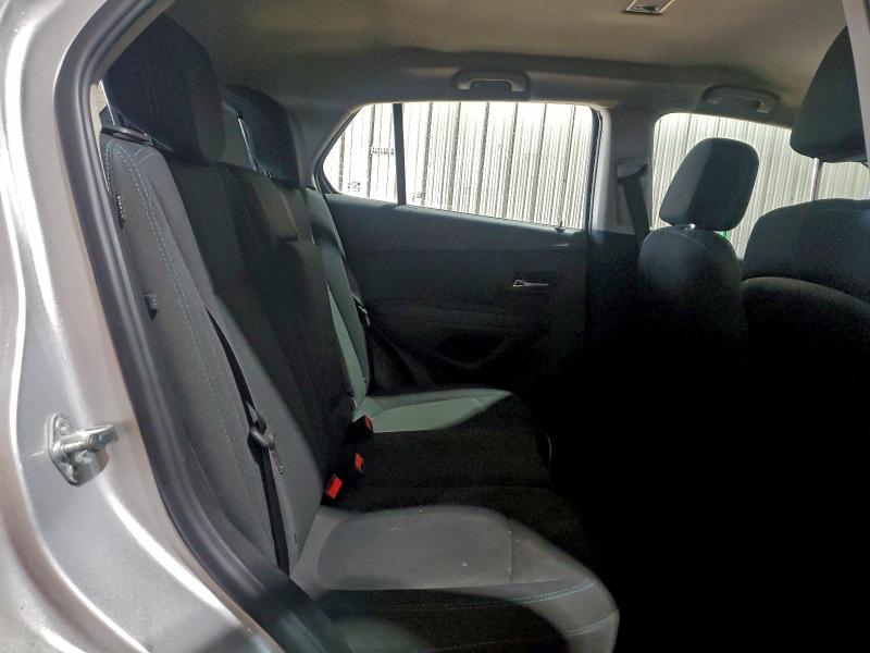Photo 11 from auction – 2016 CHEVROLET TRAX LS with VIN 3GNCJNSB5GL258170
